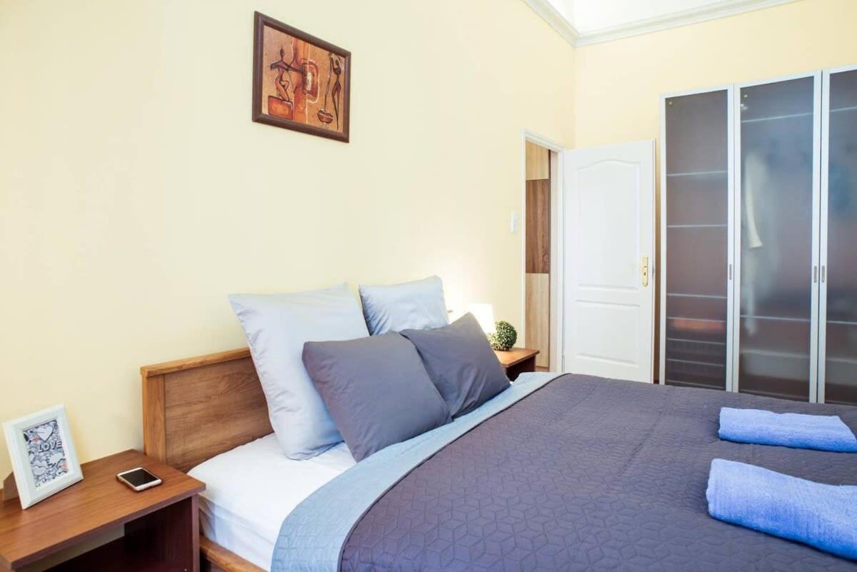 Ultra Central - Next To The Synagogue - Air Conditioning Budapest Esterno foto