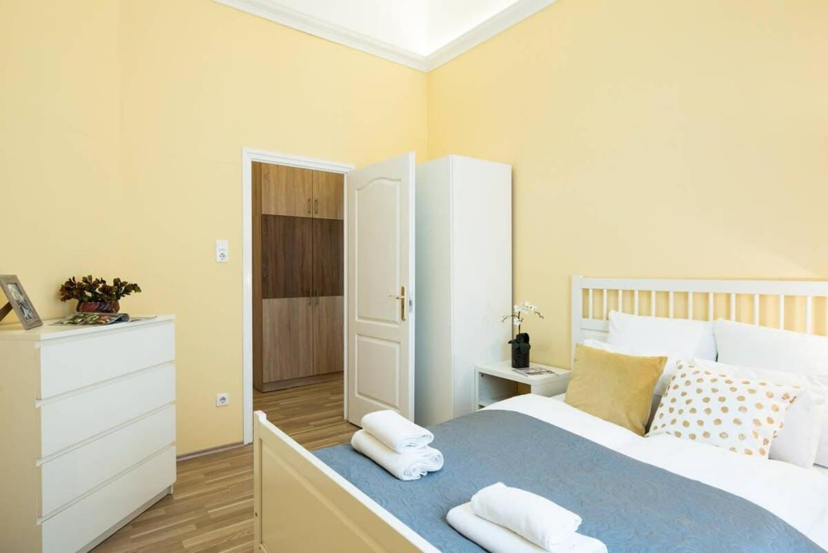 Ultra Central - Next To The Synagogue - Air Conditioning Budapest Esterno foto